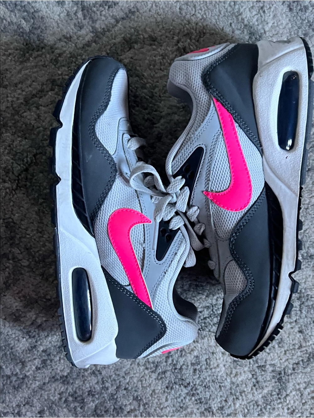 Nike Women's Gray & Hot Pink Athletic Sneakers